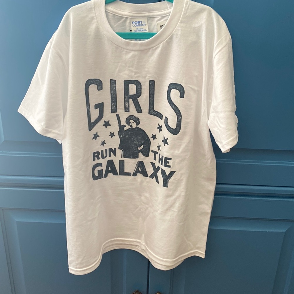 Girls Run the Galaxy Star Wars Tee Shirt.   NWT.  Youth Medium.